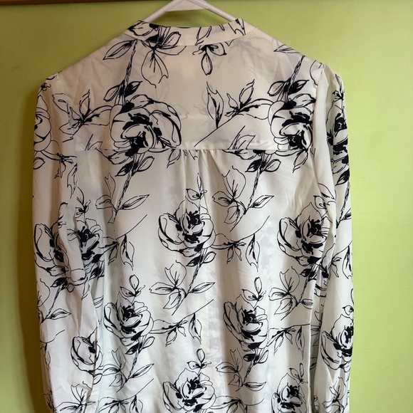 Blouse - Picture 2 of 5